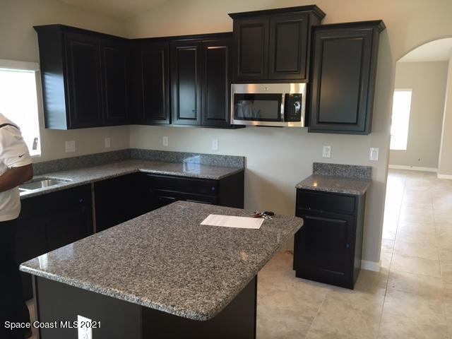Building Photo - 3080 Louetta Cir