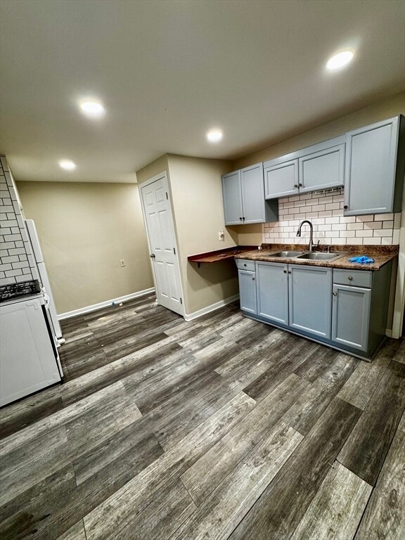 Building Photo - 151-153 Charles St