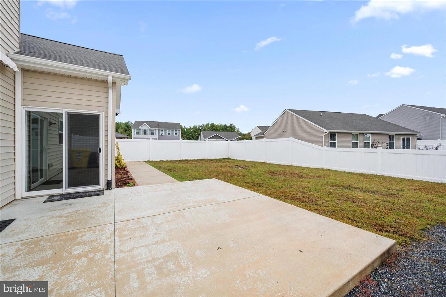 Building Photo - 38369 Elizabeth Ln