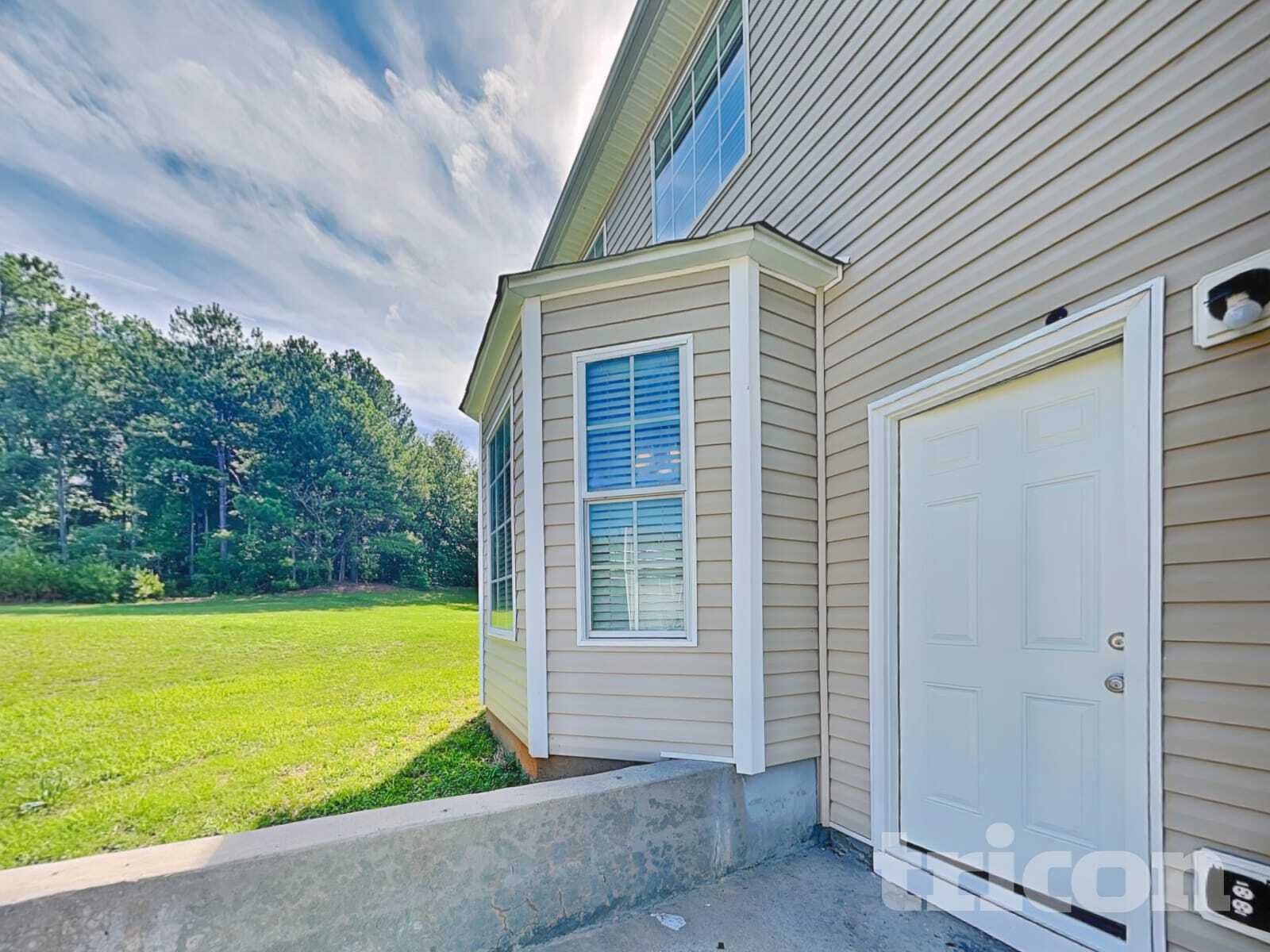 Building Photo - 2615 Patriots Rd