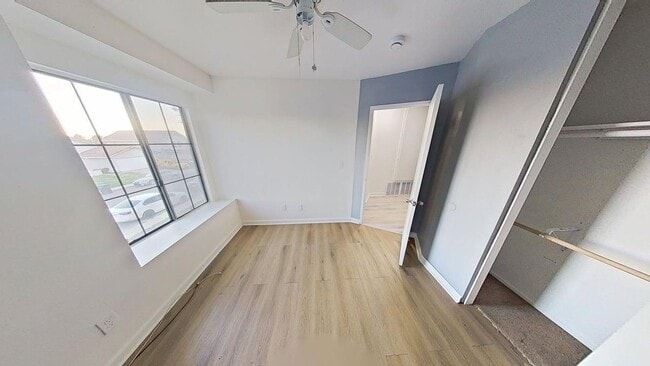 Building Photo - 15711 Shadow Mountain Ln