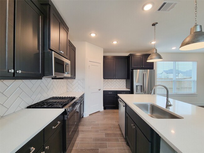 Building Photo - 30943 Star Gazer Rd