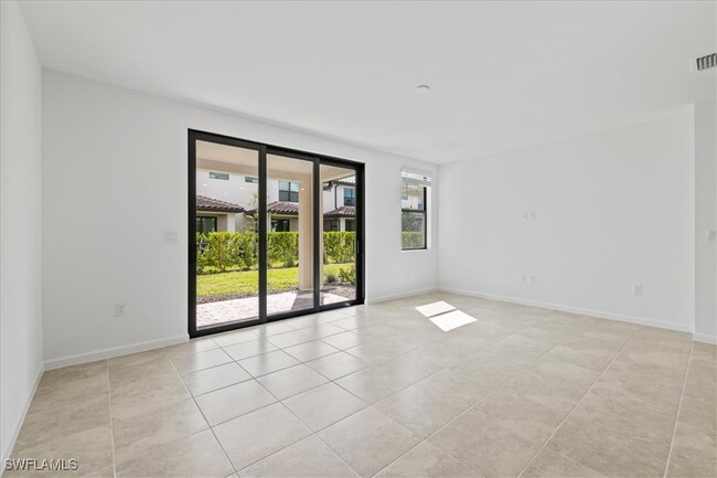 Building Photo - 1522 Fells Cove Ln