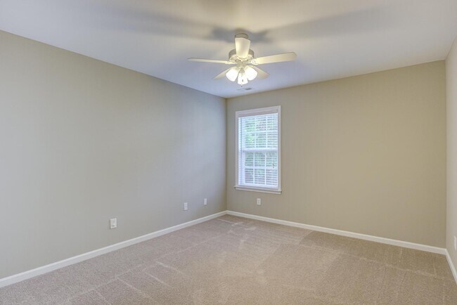 Building Photo - 1007 Brickstone Dr