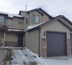 Building Photo - 104 Seminole Dr
