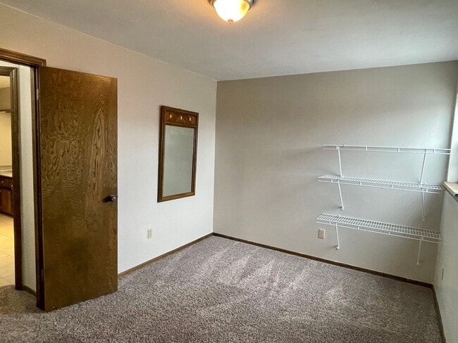 Building Photo - Oversized Three Bedroom with an Office Near Lake Hefner!!