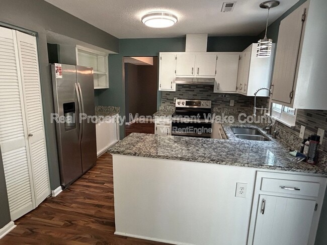 Building Photo - 2424 Tusket Ct