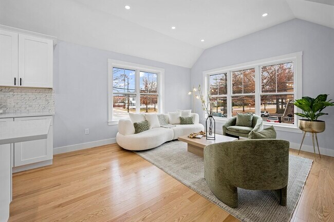 Building Photo - 69 Readville St