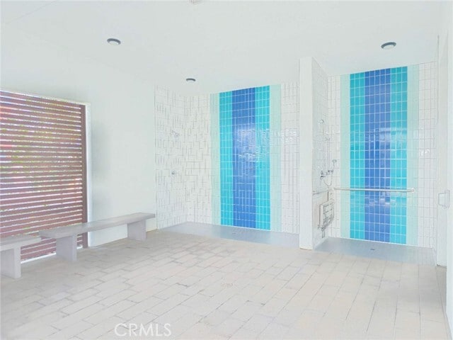 Building Photo - 16125 Veterans Wy