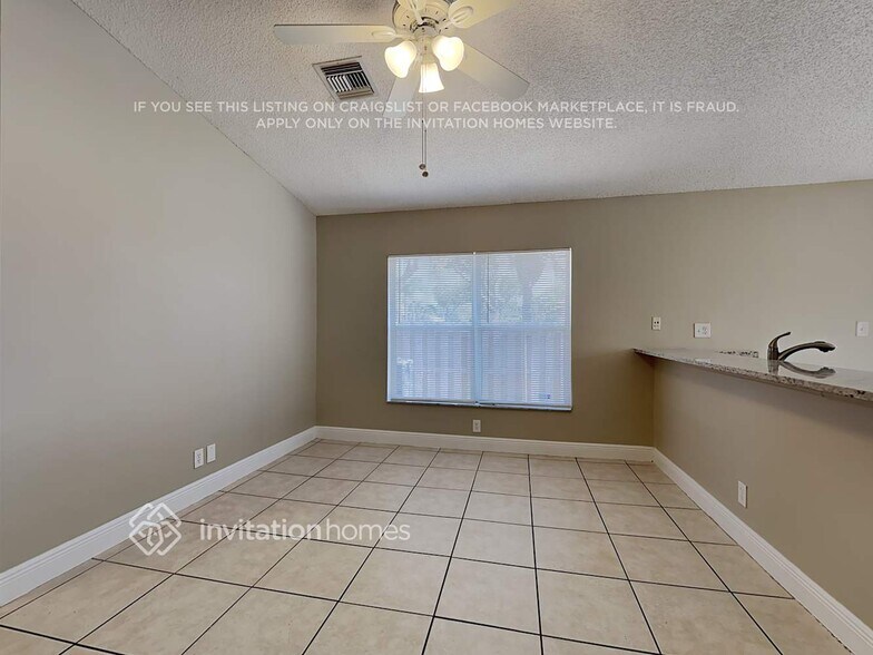 Building Photo - 8103 SW 157th Pl