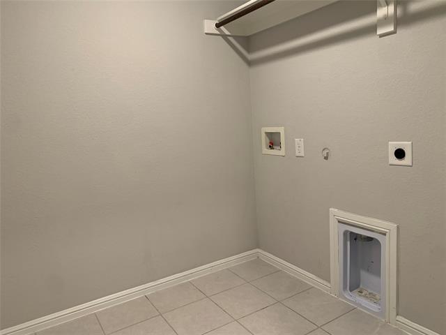 Building Photo - 6011 Priory Dr
