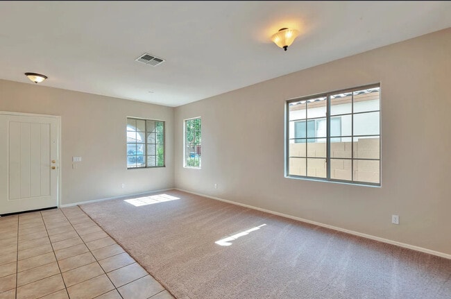 Building Photo - 2419 W Alta Vista Rd