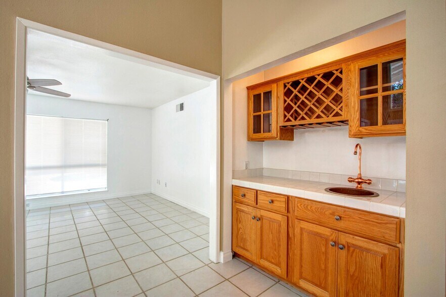 Building Photo - 17016 Matinal Rd