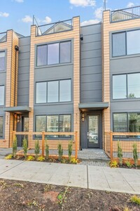 Building Photo - Stunning Brand-New Ballard Townhome with A...