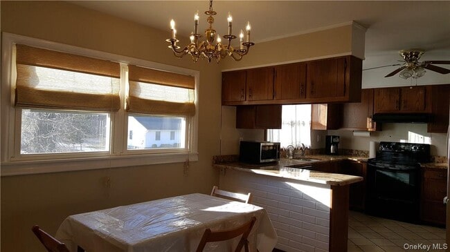 Building Photo - 137 Bethlehem Rd