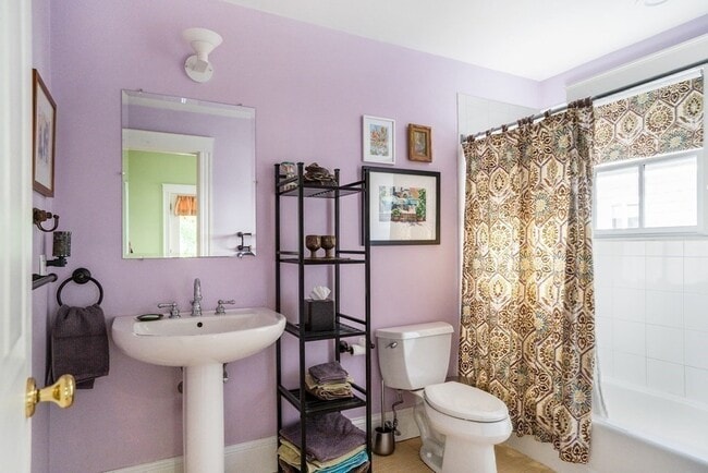 Building Photo - 381 Huron Ave