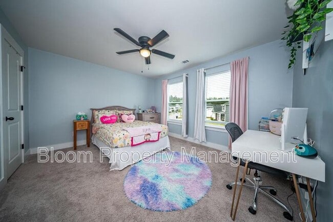 Building Photo - 5008 Cedar Brush Ct