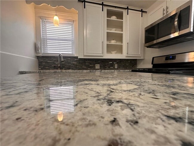 Building Photo - 31 Ceres St