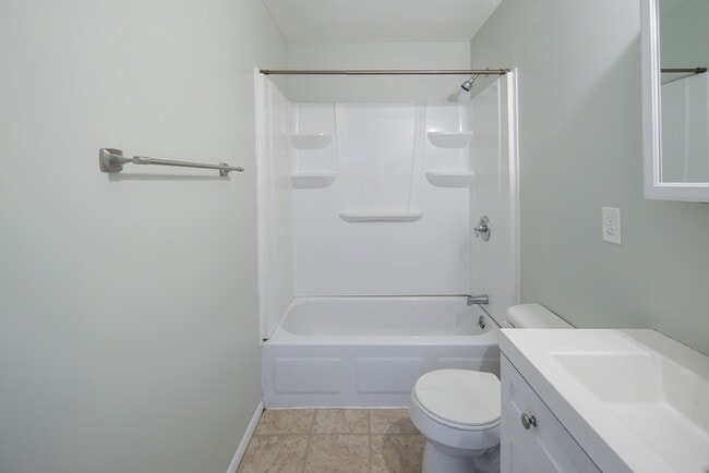 Building Photo - 50-62 East Street - 3B