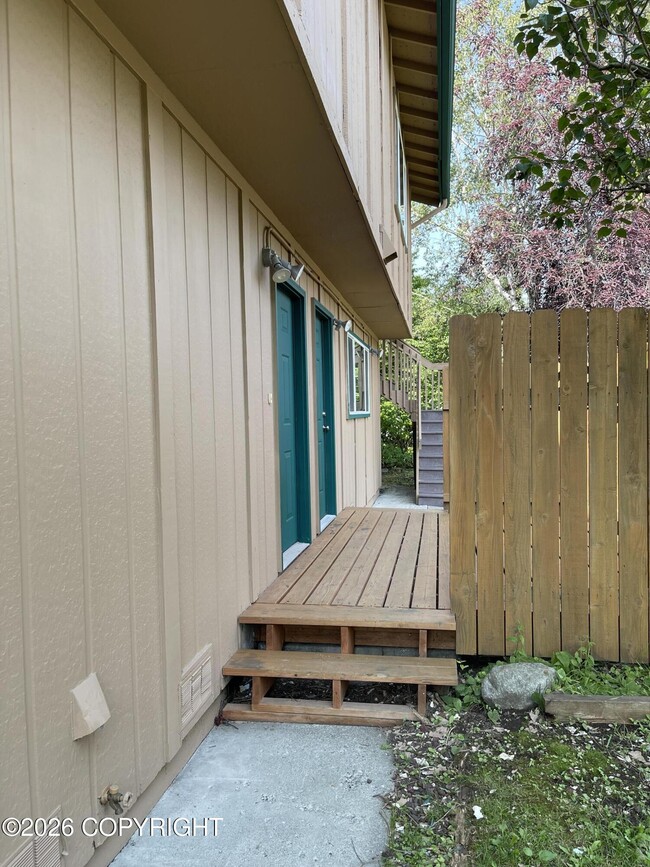 Building Photo - 1100 Ermine St