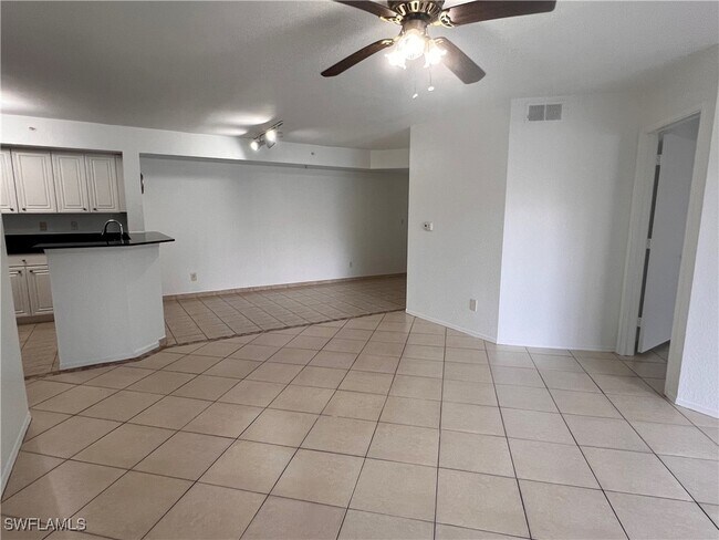 Building Photo - 8235 Ibis Club Dr