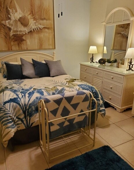 Building Photo - 1405 SE 14th Terrace