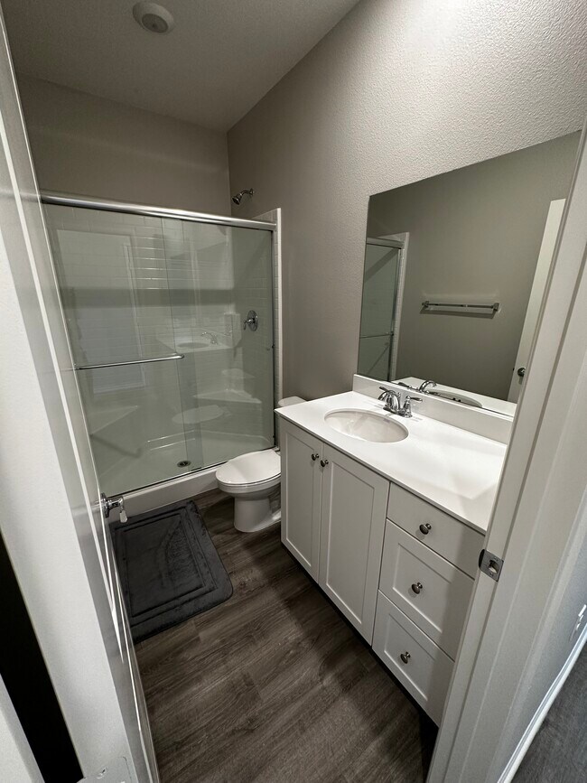 Building Photo - 26796 Baneberry Ct