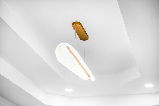 Building Photo - 507 Karen Ln