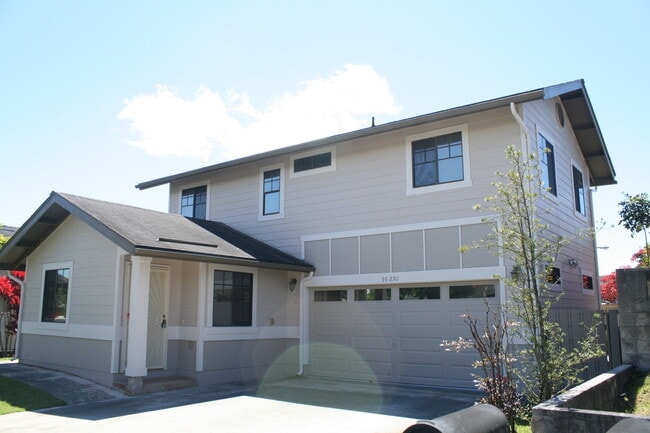 Primary Photo - Mililani Mauka - 3 Bedroom, 2.5 Bath, 2 Pa...