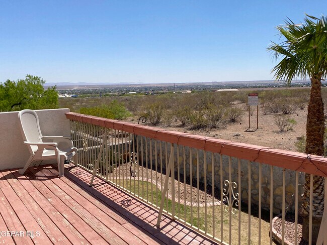 Building Photo - 4320 Loma Del Norte Dr