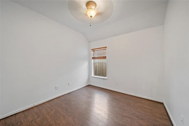 Building Photo - 7030 Thistlewood Park Ct