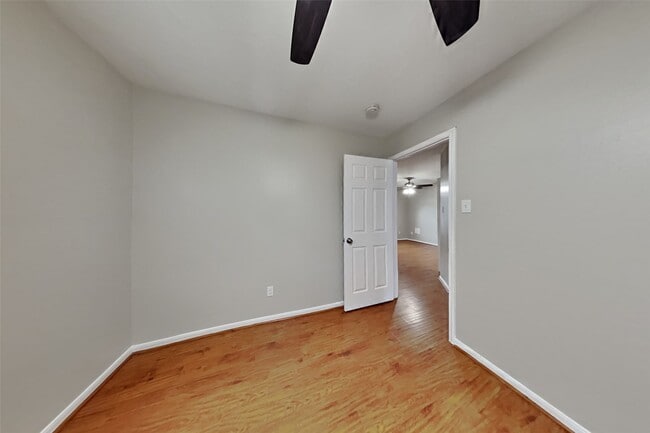 Building Photo - 3723 Hidden Brook Ln