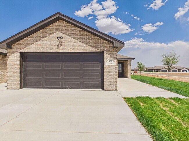 Building Photo - 9780 Elite St
