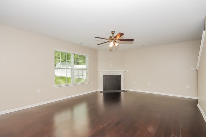 Building Photo - 1402 Kent Downs Ave SW