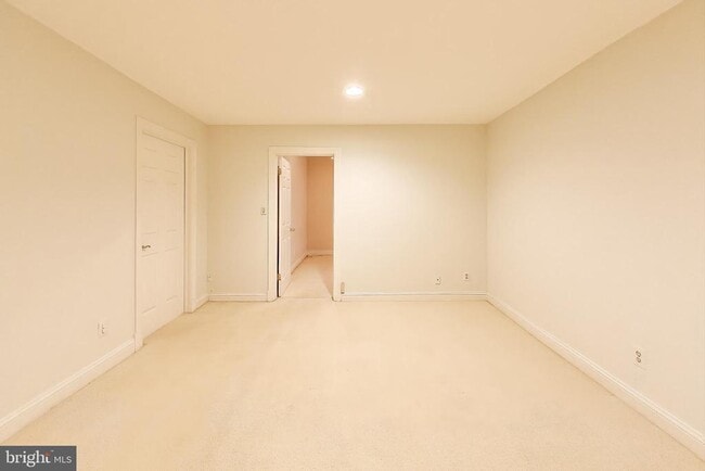 Building Photo - 7806 Fox Gate Ct