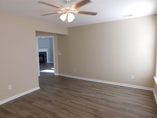 Building Photo - 205 Sellhorn Blvd