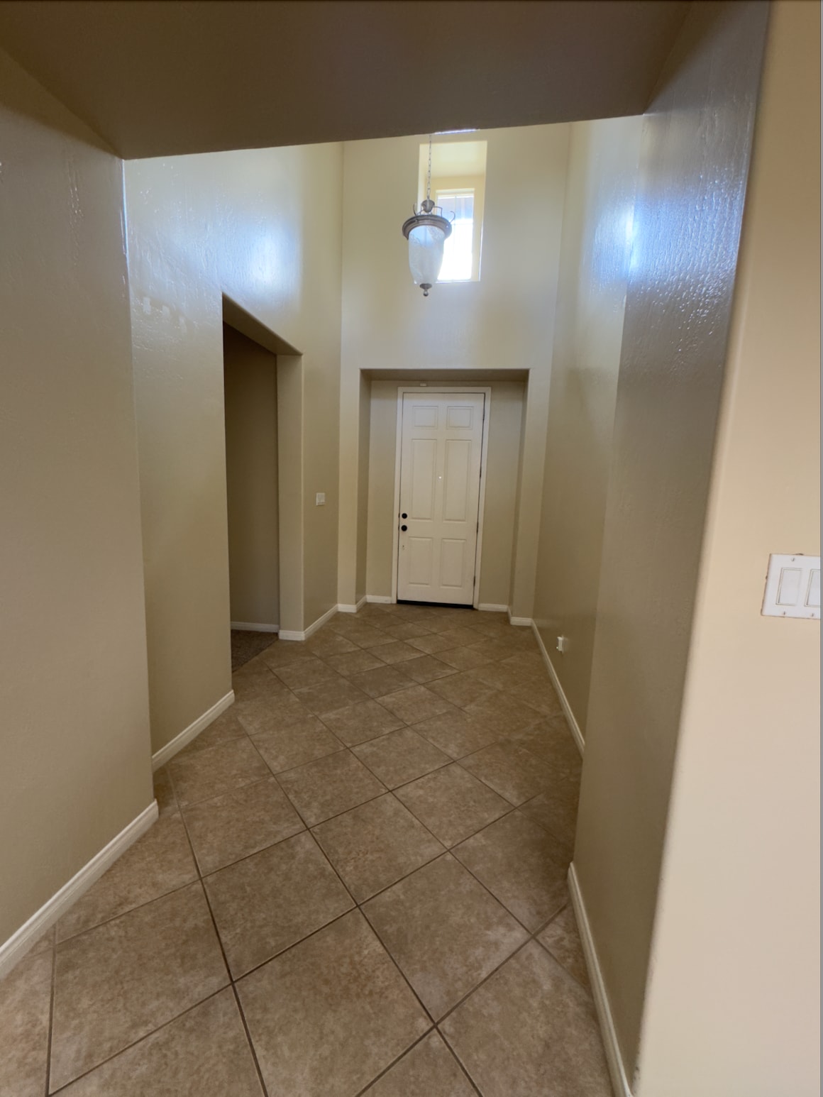 Building Photo - 5313 Pelican Hill Dr