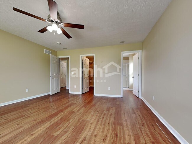 Building Photo - 7966 Peaceful Way