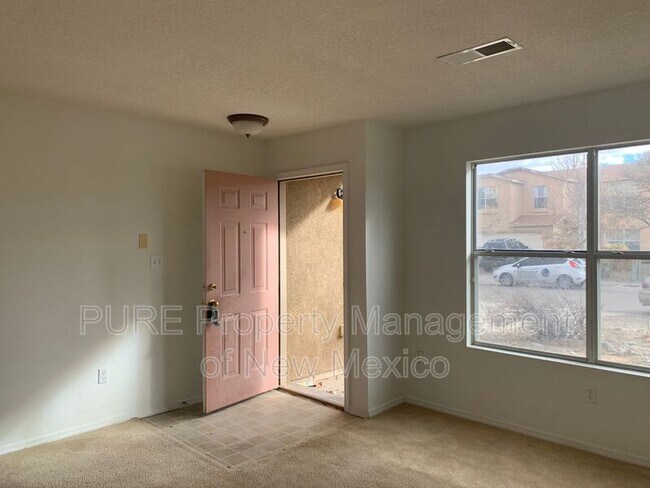 Building Photo - 915 Blackbird Dr SW