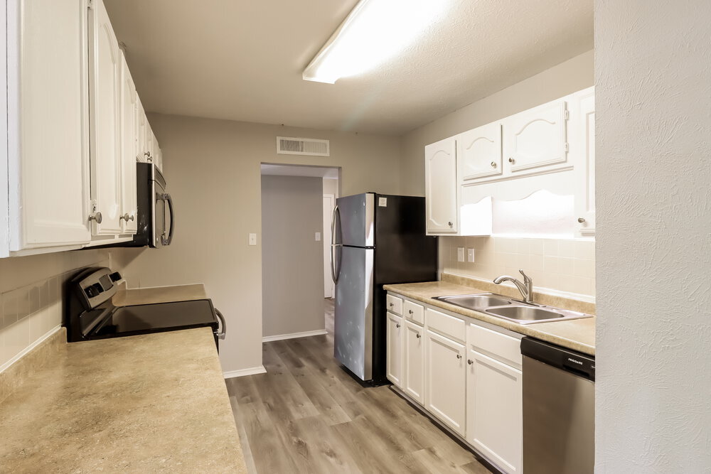 Building Photo - 1702 Clark Trail