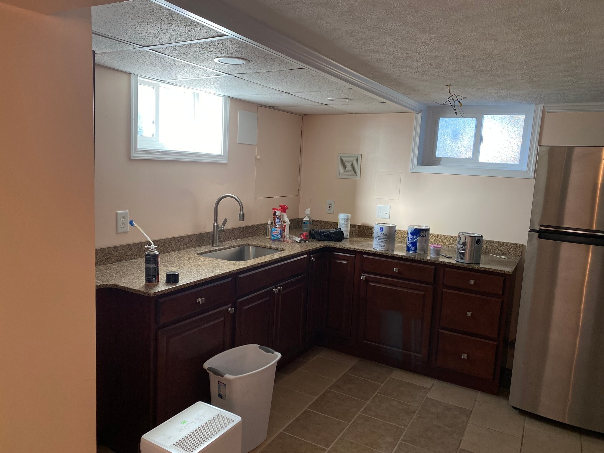 Building Photo - 1237 Circle Dr