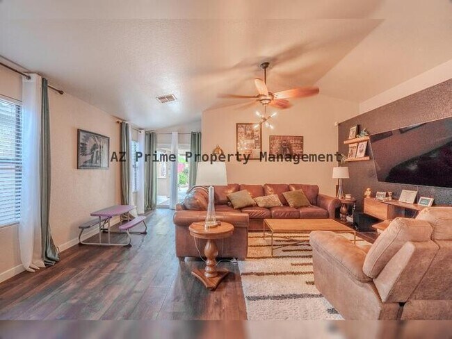 Building Photo - 3321 E Blackhawk Dr