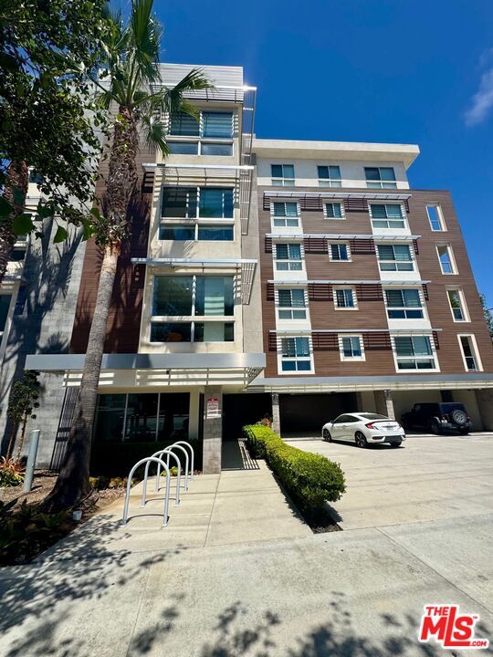Building Photo - 4140 Glencoe Ave