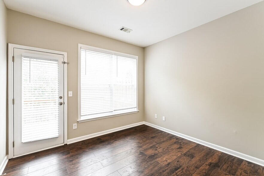 Building Photo - 361 Grayson Way