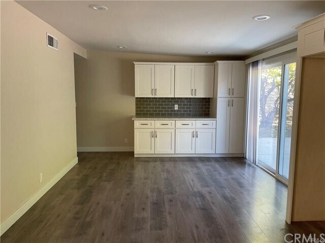 Building Photo - 21711 Lost River Dr