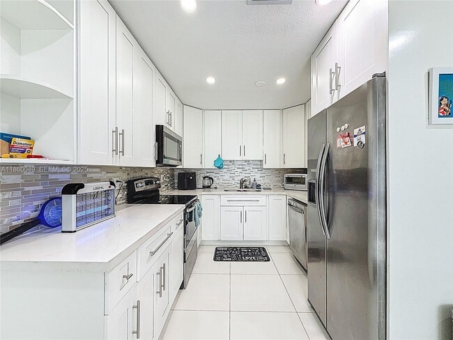 Building Photo - 921 NW 14th St