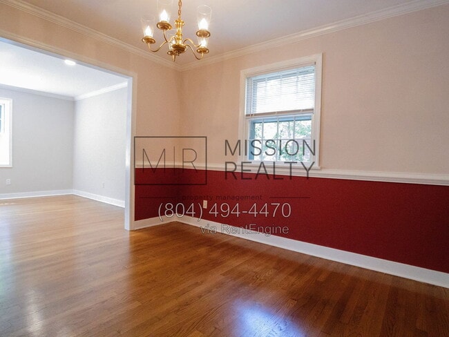 Building Photo - 325 Fairwood Dr