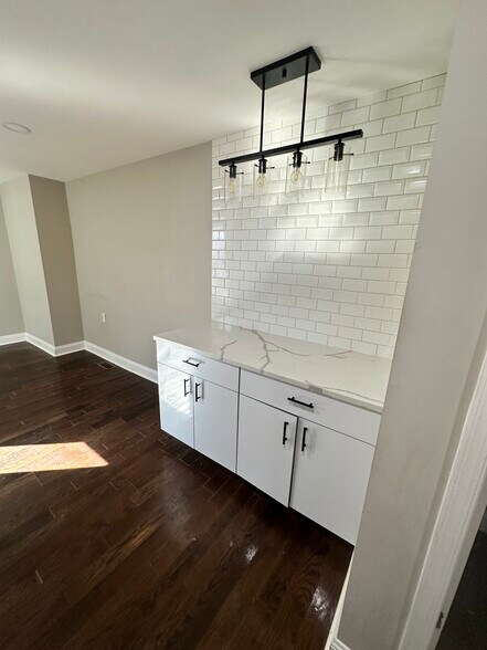 Building Photo - 2544 Turner St