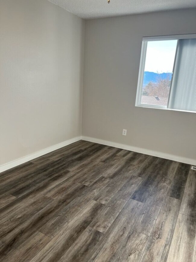 Building Photo - 1243 Soaring Eagle Dr