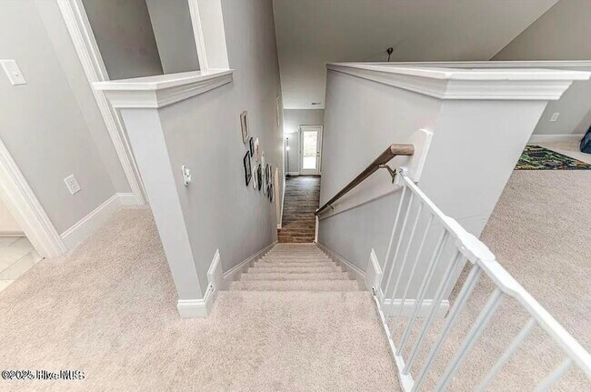 Building Photo - 223 Burnside Dr